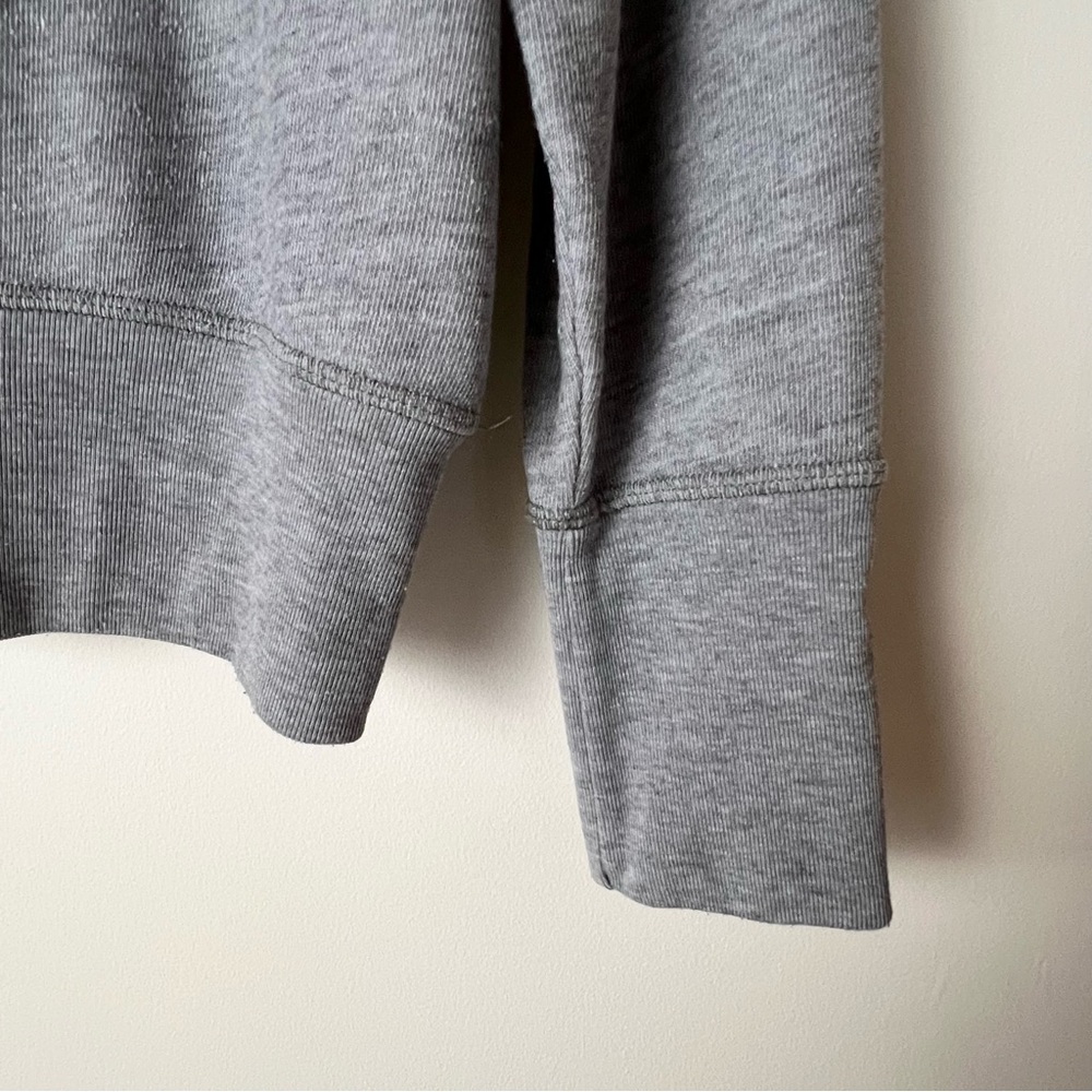 Rivet & Thread Sweatshirt - Picture 6 of 8